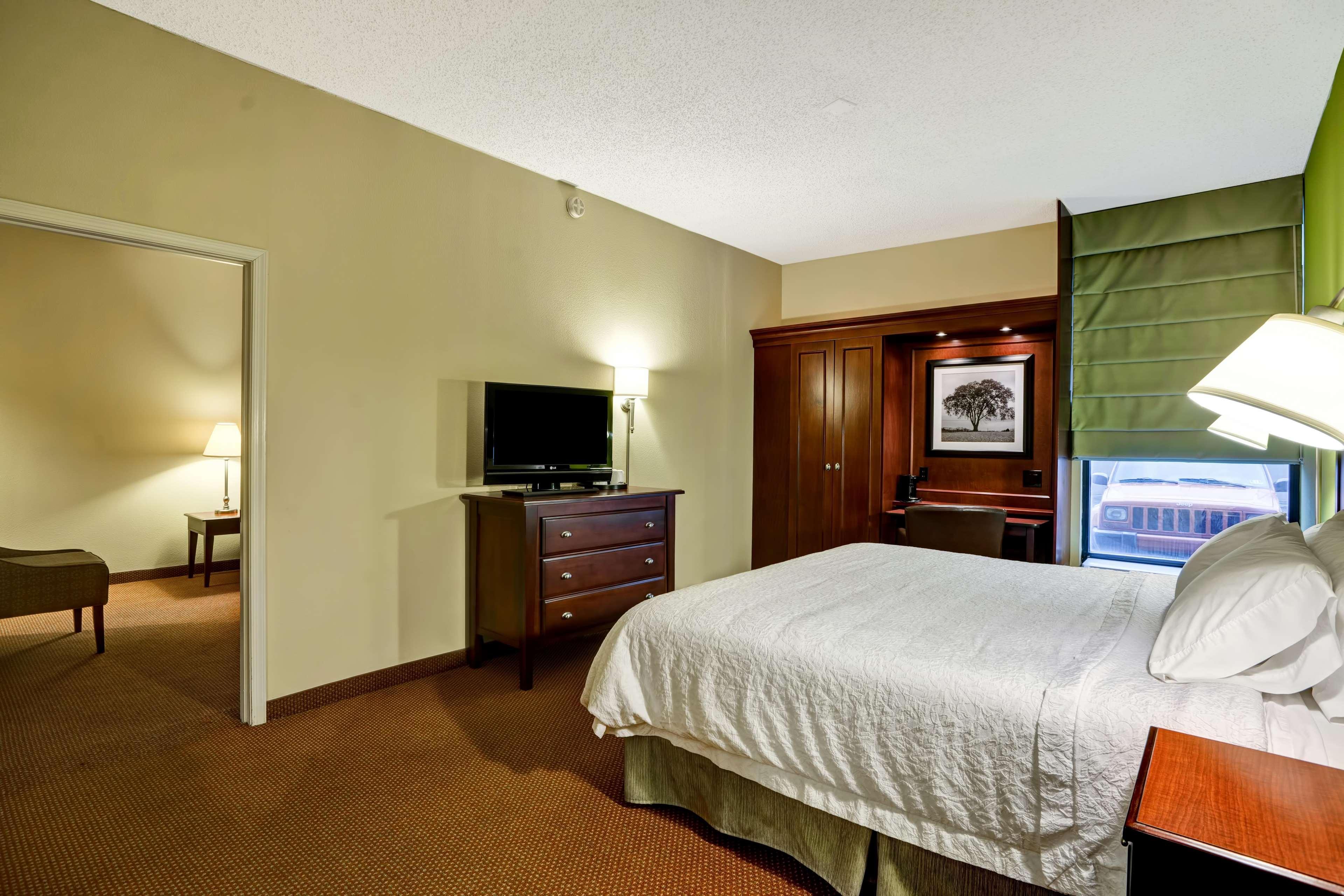 Hampton Inn Morgantown Extérieur photo
