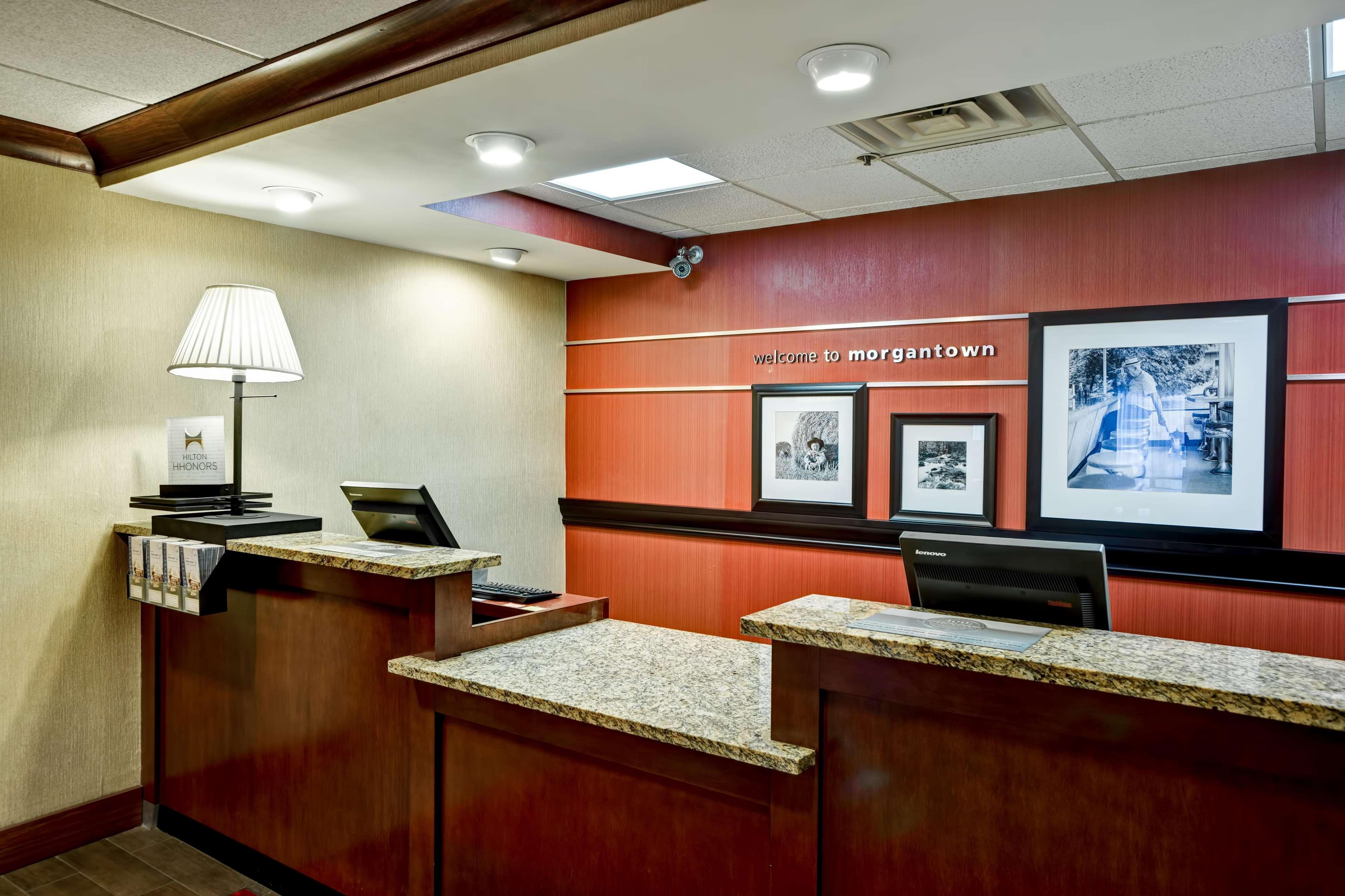 Hampton Inn Morgantown Extérieur photo