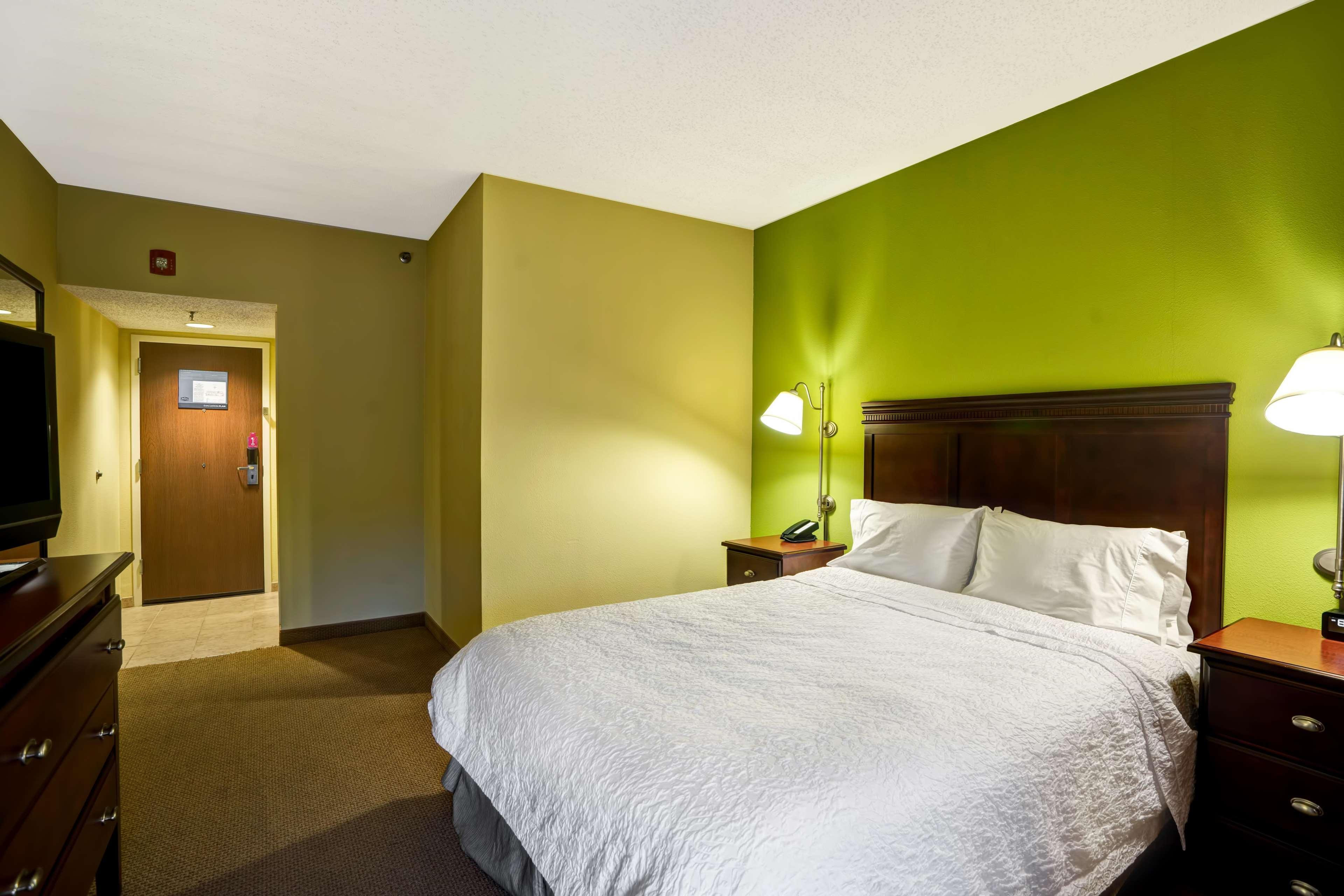 Hampton Inn Morgantown Extérieur photo