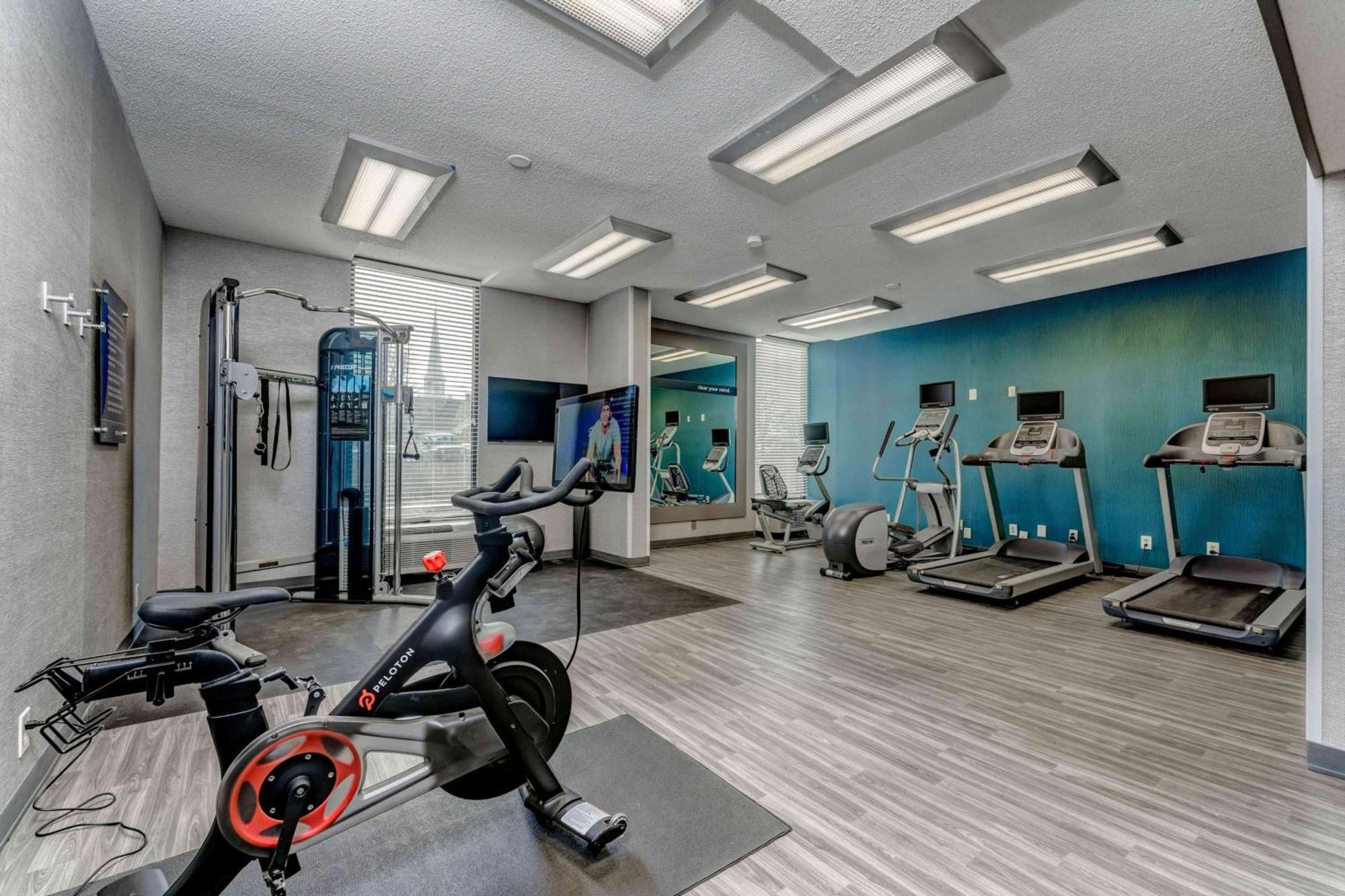 Hampton Inn Morgantown Extérieur photo